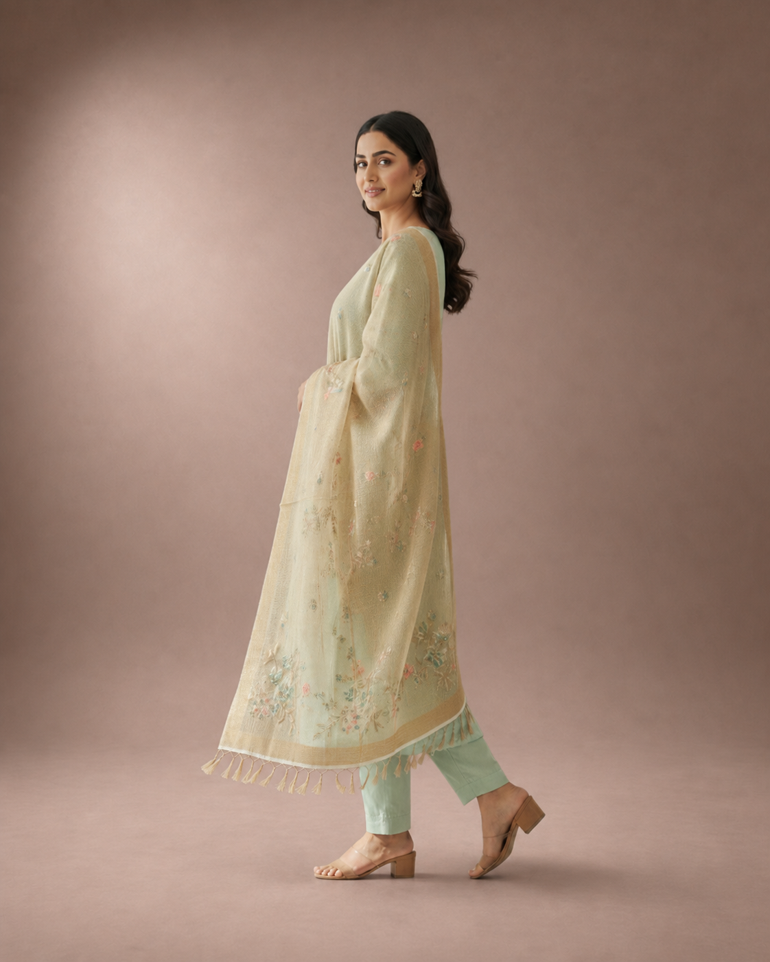 Aabroo outfit catalogue view 4