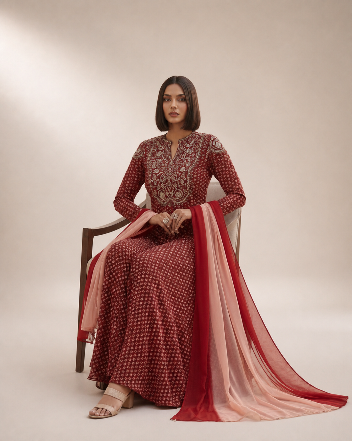 Gulnar outfit seated view