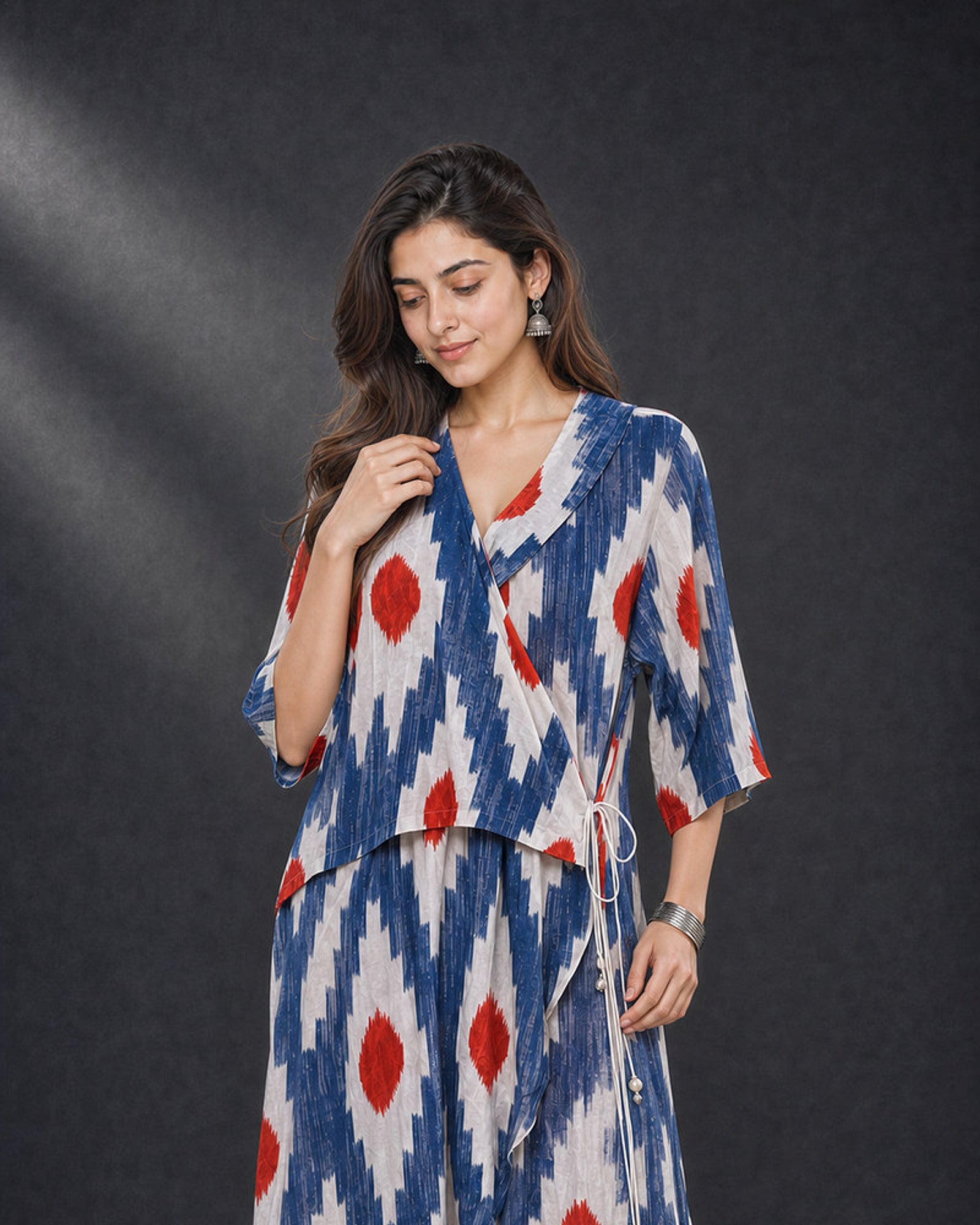 Raavika: Blue & White Angrakha Collar Kurta – embellishment close-up