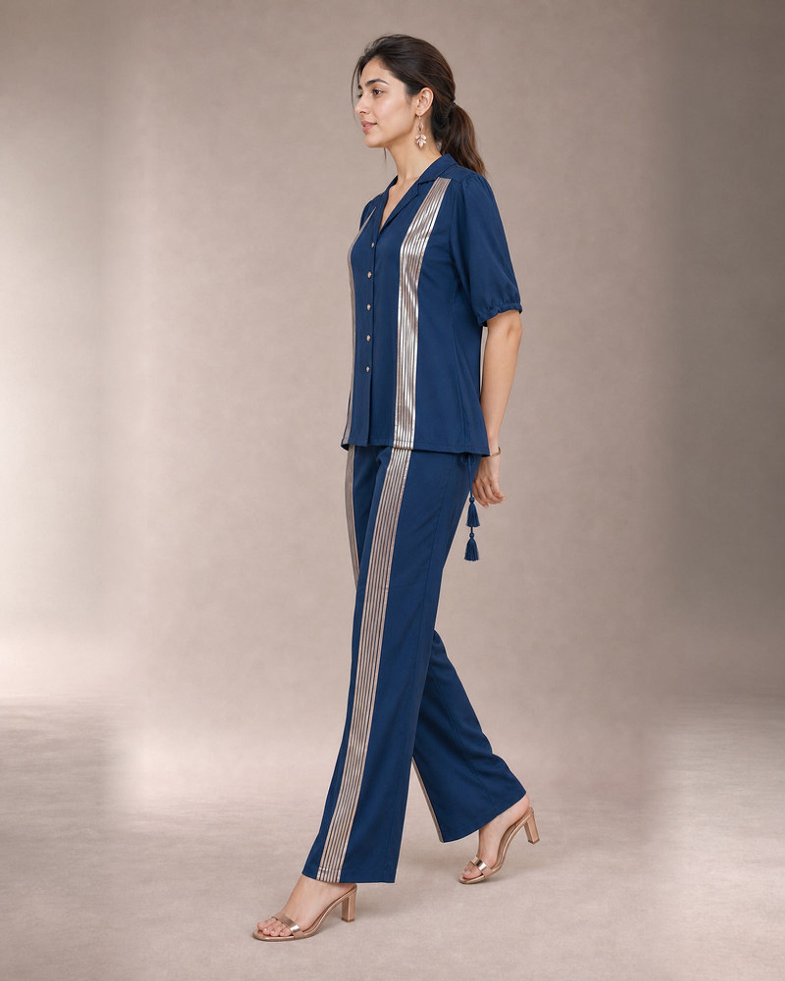 Tarini: Peacock Blue Rose-Gold Band Co-ord Set – profile or documented back