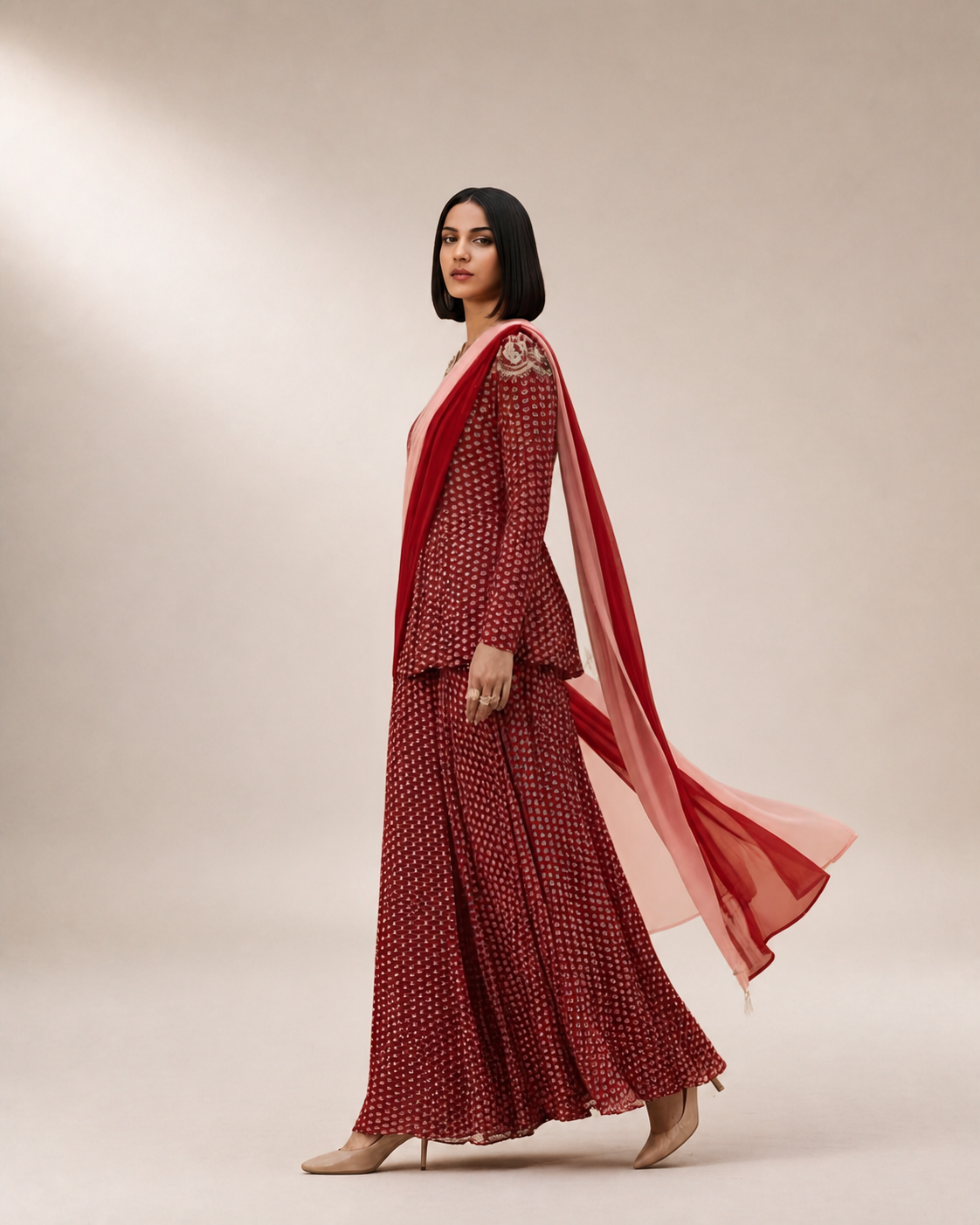 Gulnar outfit movement view