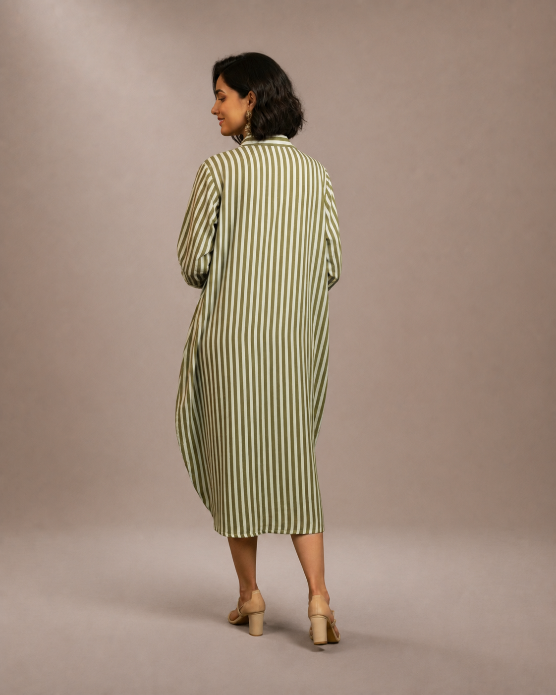 Naira outfit catalogue view 2