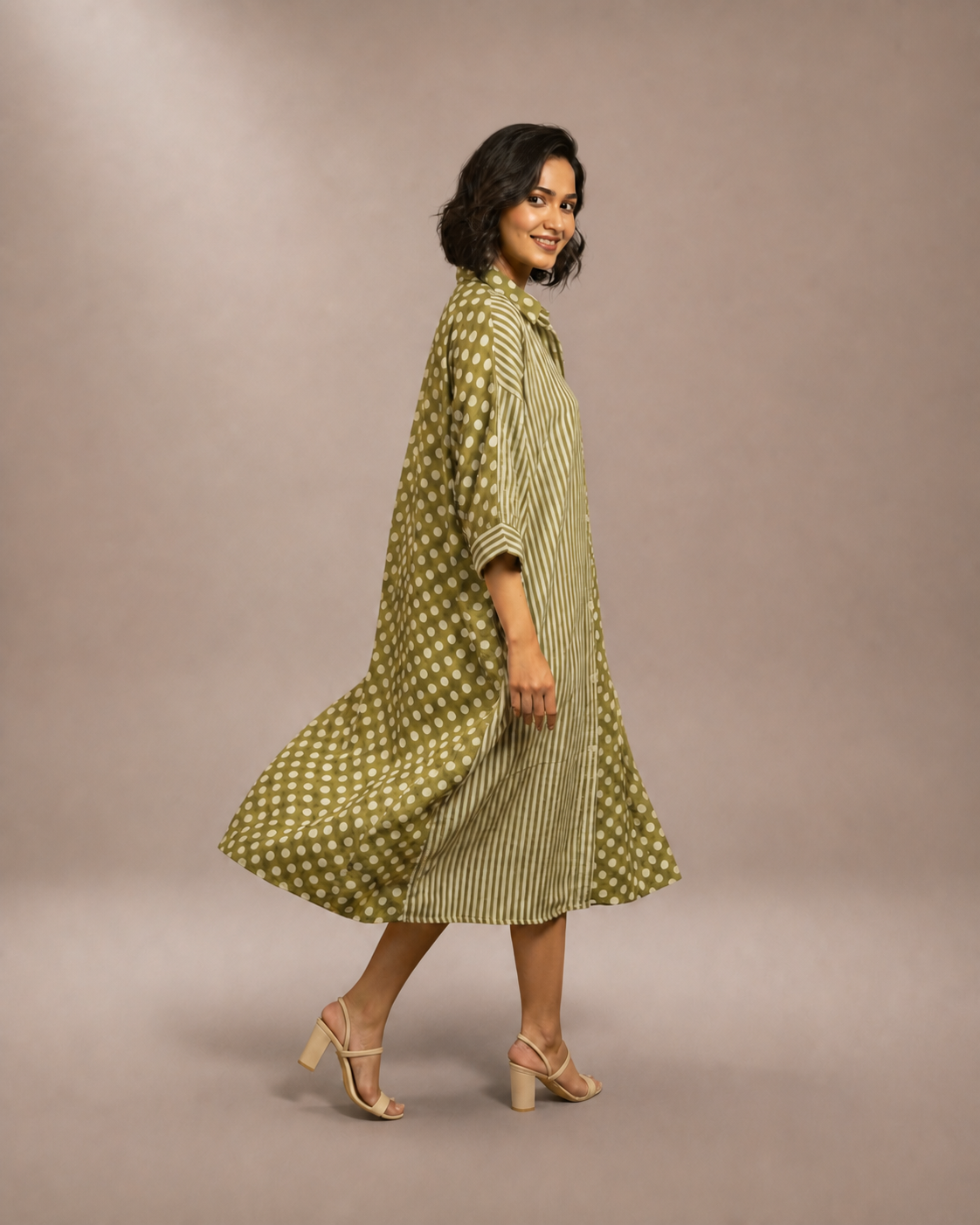 Naira outfit catalogue view 3