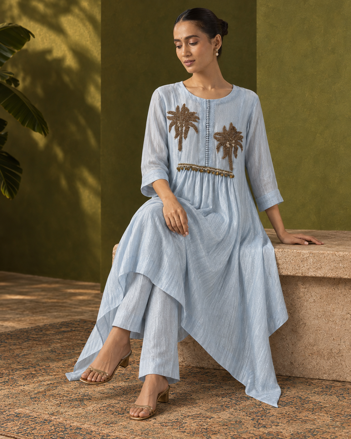 Powder Blue Palm-Motif High-Low Kurta Set — Product photo 4
