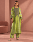 Lime & Silver-Striped Kurta Set — Product photo 1