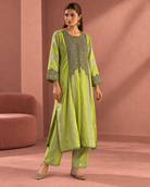 Lime & Silver-Striped Kurta Set — Product photo 2