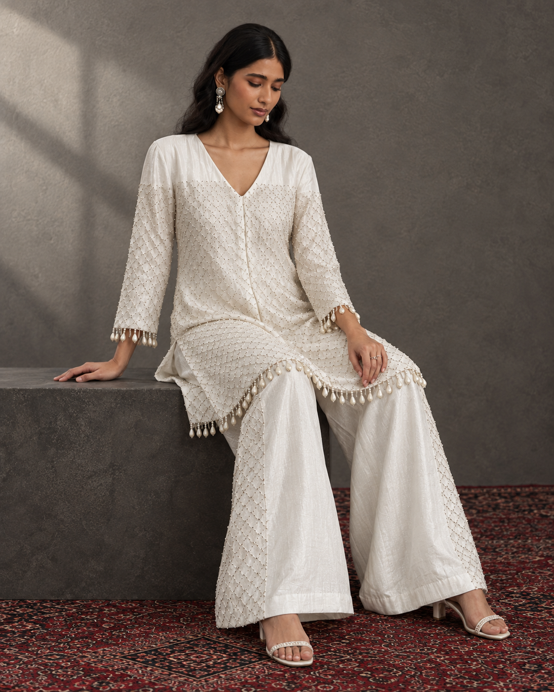 Ivory Silver-Lattice Tunic & Wide Pant Set — Product photo 4